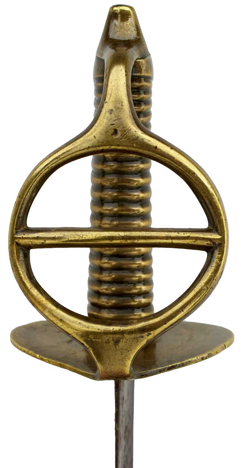 Lot 36 - AN EXTREMELY RARE TRAFALGAR PERIOD FRENCH NAVAL BOARDING CUTLASS