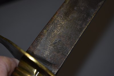 Lot 36 - AN EXTREMELY RARE TRAFALGAR PERIOD FRENCH NAVAL BOARDING CUTLASS