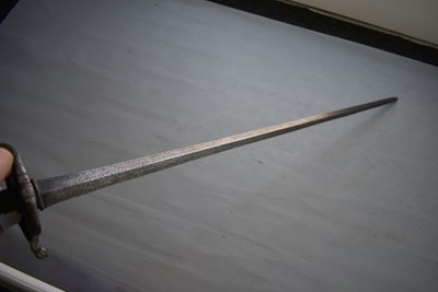 Lot 335 - AN ENGLISH CIVIL WAR PERIOD INFANTRY OFFICER'S SWORD