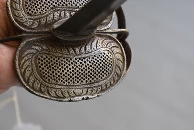Lot 335 - AN ENGLISH CIVIL WAR PERIOD INFANTRY OFFICER'S SWORD