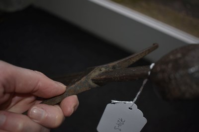 Lot 618 - AN EARLY 15TH CENTURY SWORD OF OAKESHOTT TYPE XV/XVI