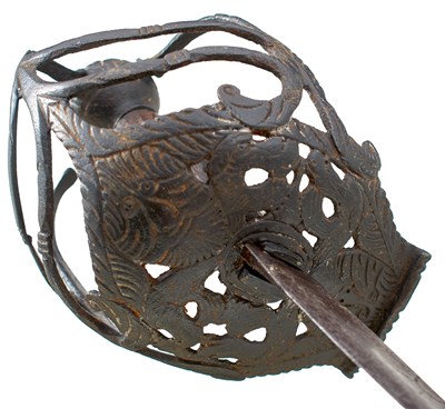 Lot 632 - A 17TH CENTURY ENGLISH CIVIL WAR PERIOD MORTUARY HILTED BACK SWORD