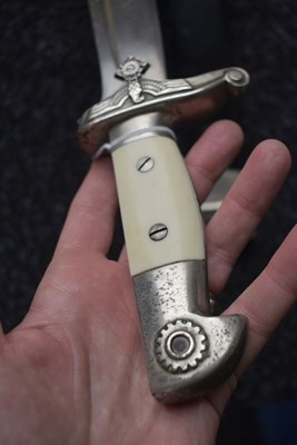 Lot 45 - A THIRD REICH TENO MAN'S HEWER