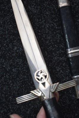 Lot 49 - A GOOD THIRD REICH SECOND MODEL RLB OFFICER'S DAGGER