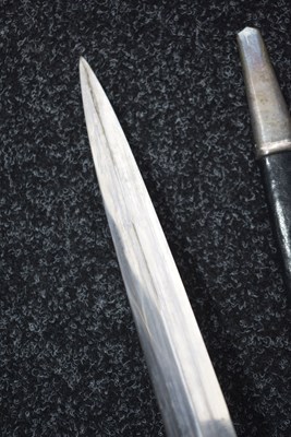 Lot 49 - A GOOD THIRD REICH SECOND MODEL RLB OFFICER'S DAGGER