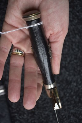 Lot 49 - A GOOD THIRD REICH SECOND MODEL RLB OFFICER'S DAGGER