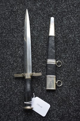 Lot 49 - A GOOD THIRD REICH SECOND MODEL RLB OFFICER'S DAGGER