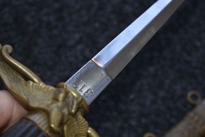 Lot 81 - A HUNGARIAN AIRFORCE OFFICER'S DAGGER