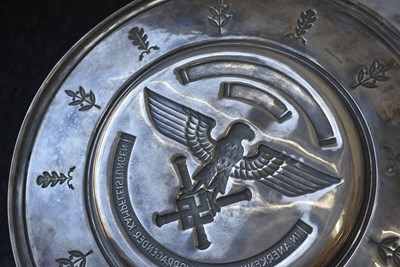 Lot 73 - A RARE GERMAN WORLD WAR II BOWL OF HONOUR FOR EXCELLENT COMBAT ACHIEVEMENTS