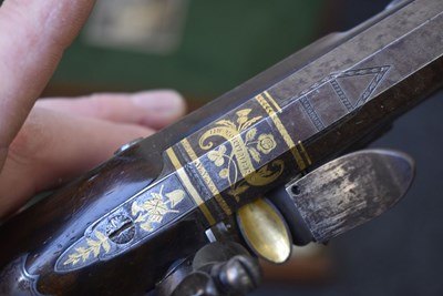 Lot 328 - A FINE QUALITY CASED PAIR OF 22-BORE GOLD INLAID FLINTLOCK DUELLING PISTOLS BY H.W. MORTIMER