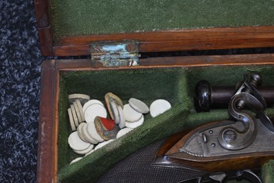 Lot 328 - A FINE QUALITY CASED PAIR OF 22-BORE GOLD INLAID FLINTLOCK DUELLING PISTOLS BY H.W. MORTIMER