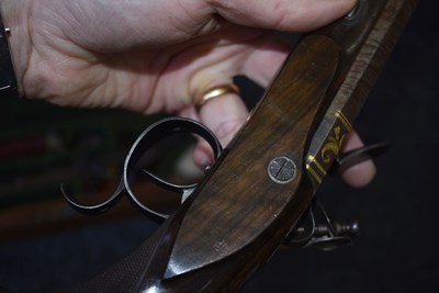 Lot 328 - A FINE QUALITY CASED PAIR OF 22-BORE GOLD INLAID FLINTLOCK DUELLING PISTOLS BY H.W. MORTIMER