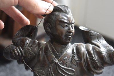 Lot 50 - A JAPANESE BRONZE FIGURE OF A WARRIOR ARCHER OR KYUDOKA