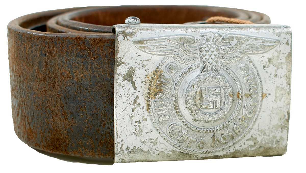 Lot 847 - A THIRD REICH SS BELT AND BUCKLE