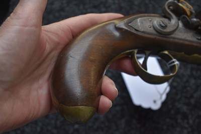 Lot 319 - A .650 CALIBRE FLINTLOCK OFFICER’S PISTOL BY TOMLINSON