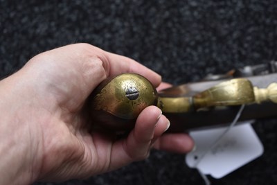 Lot 319 - A .650 CALIBRE FLINTLOCK OFFICER’S PISTOL BY TOMLINSON