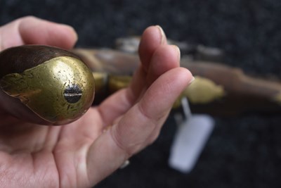 Lot 319 - A .650 CALIBRE FLINTLOCK OFFICER’S PISTOL BY TOMLINSON