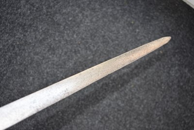 Lot 235 - A MID-17TH CENTURY DUTCH BROADSWORD FOR AN OFFICER OF THE AMSTERDAM TOWN GUARD