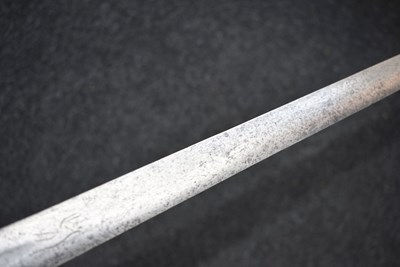 Lot 235 - A MID-17TH CENTURY DUTCH BROADSWORD FOR AN OFFICER OF THE AMSTERDAM TOWN GUARD