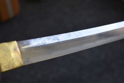 Lot 12 - A WAKIZASHI