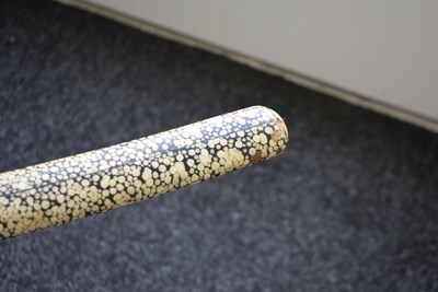 Lot 12 - A WAKIZASHI