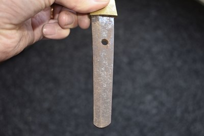 Lot 12 - A WAKIZASHI