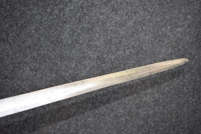 Lot 237 - A FINE 17TH CENTURY GERMAN SWORD RAPIER