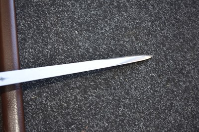 Lot 180 - A CLEAN EIIR 1897 PATTERN WELCH REGIMENT OFFICER'S SWORD