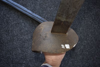 Lot 220 - A LARGE 19TH CENTURY NAVAL BOARDING CUTLASS