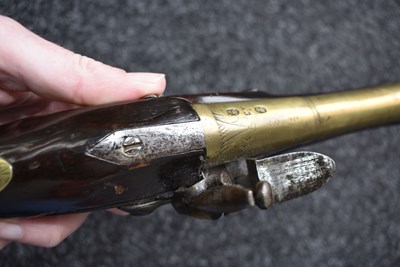 Lot 314 - AN 18TH CENTURY 10-BORE FLINTLOCK BLUNDERBUSS PISTOL BY WILLIAM REYNOLDS