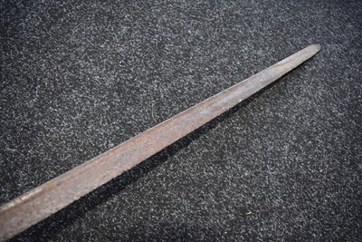Lot 222 - AN 18TH CENTURY NAVAL BOARDING CUTLASS
