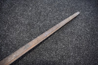 Lot 222 - AN 18TH CENTURY NAVAL BOARDING CUTLASS