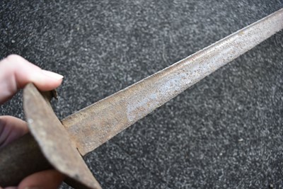 Lot 222 - AN 18TH CENTURY NAVAL BOARDING CUTLASS