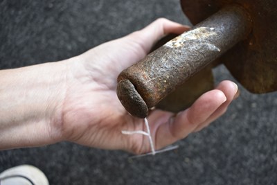 Lot 222 - AN 18TH CENTURY NAVAL BOARDING CUTLASS