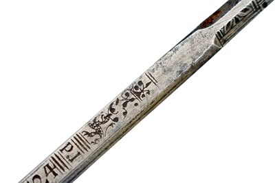 Lot 16 - A FINE 17TH CENTURY ENGLISH DISH-HILT RAPIER