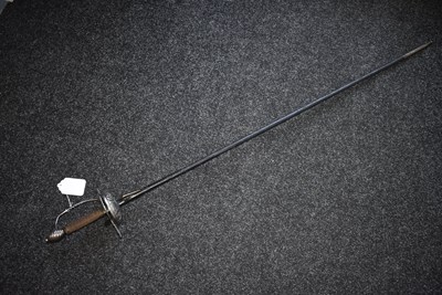 Lot 16 - A FINE 17TH CENTURY ENGLISH DISH-HILT RAPIER