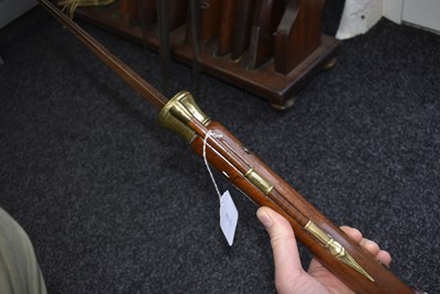 Lot 371 - A FLINTLOCK BAYONET BLUNDERBUSS BY MABSON & LABRON