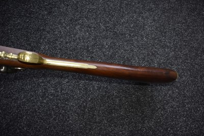 Lot 371 - A FLINTLOCK BAYONET BLUNDERBUSS BY MABSON & LABRON