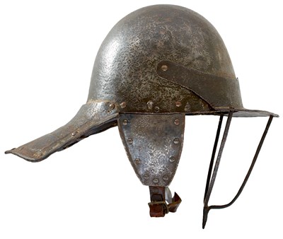Lot AN ENGLISH CIVIL WAR PERIOD HARQUEBUSIER'S OR CAVALRYMAN'S LOBSTER TAILED HELMET